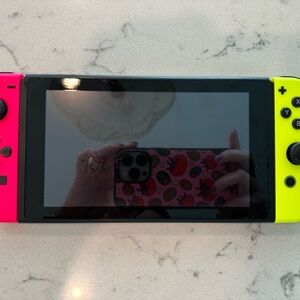 Nintendo Switch Console with Neon Red/Neon Blue Joy-Con Controller